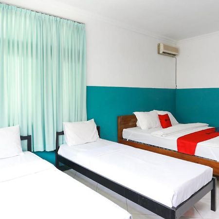 Reddoorz Syariah Near Alun Alun Magelang Bayeman Hotel Exterior photo