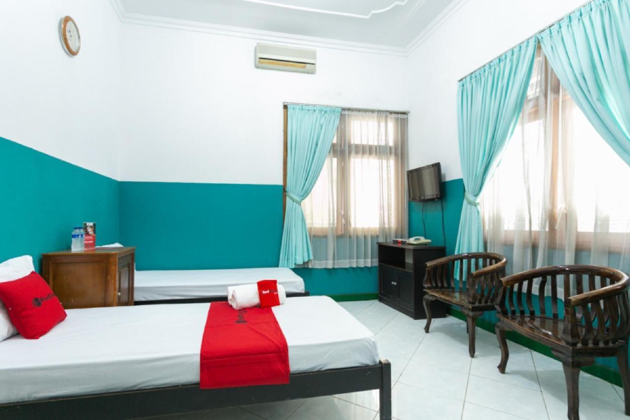 Reddoorz Syariah Near Alun Alun Magelang Bayeman Hotel Exterior photo