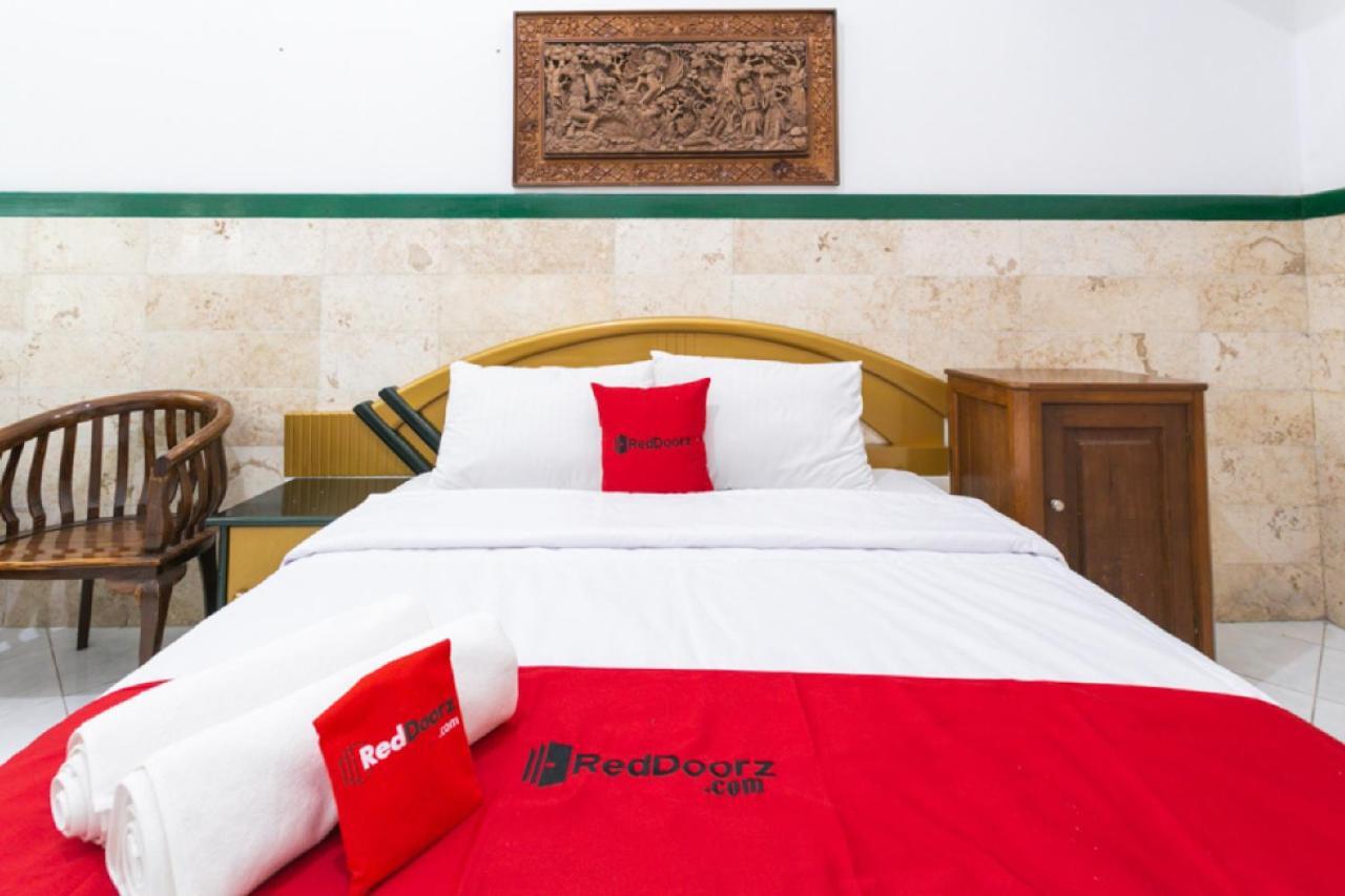 Reddoorz Syariah Near Alun Alun Magelang Bayeman Hotel Exterior photo