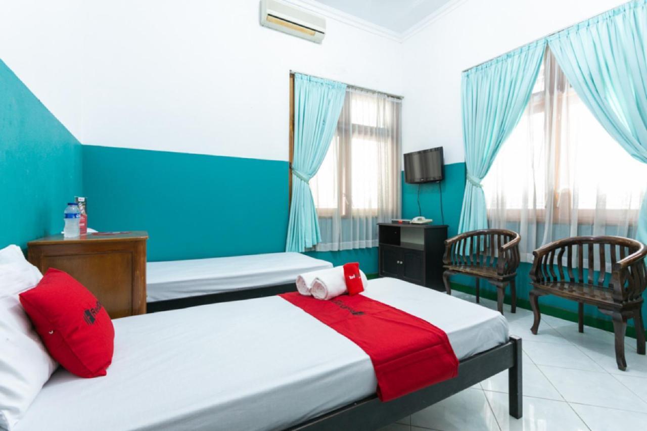 Reddoorz Syariah Near Alun Alun Magelang Bayeman Hotel Exterior photo
