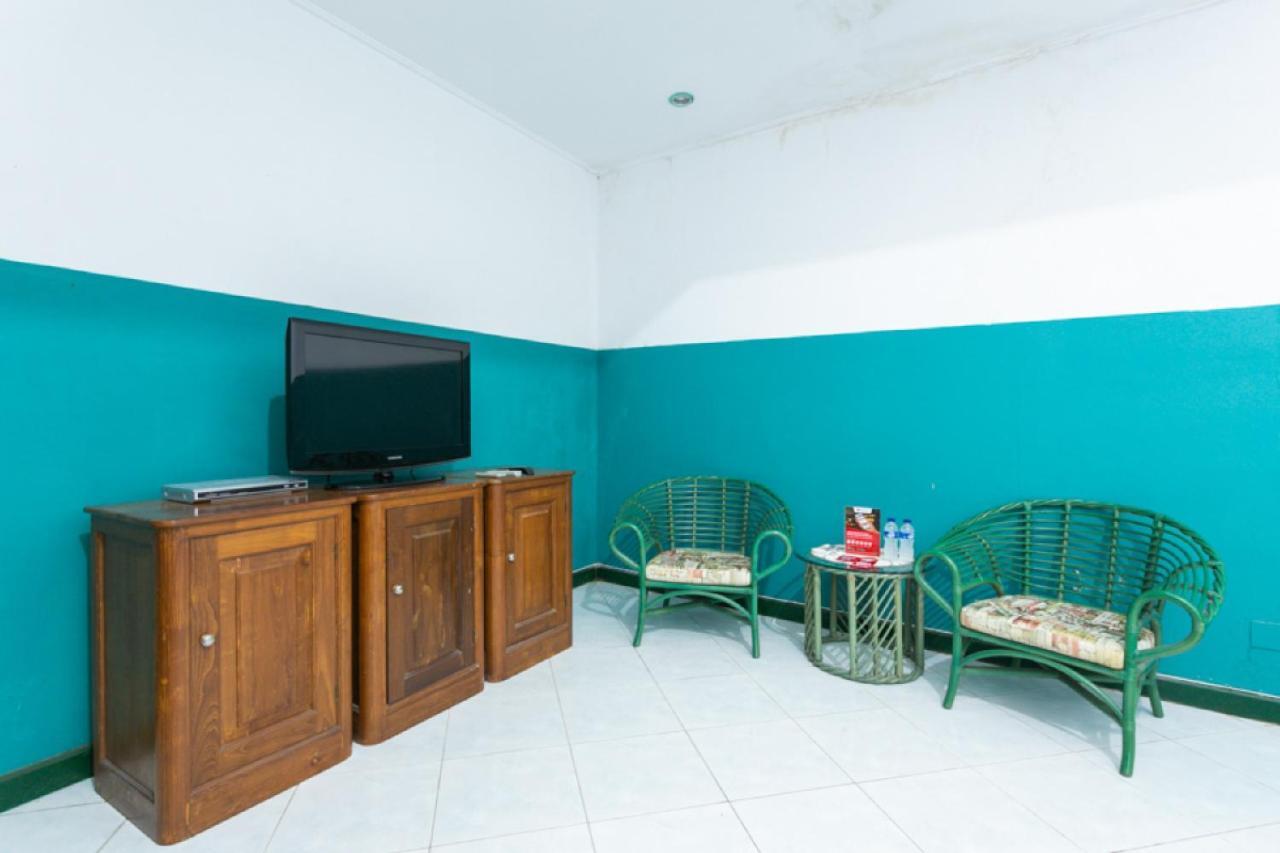 Reddoorz Syariah Near Alun Alun Magelang Bayeman Hotel Exterior photo