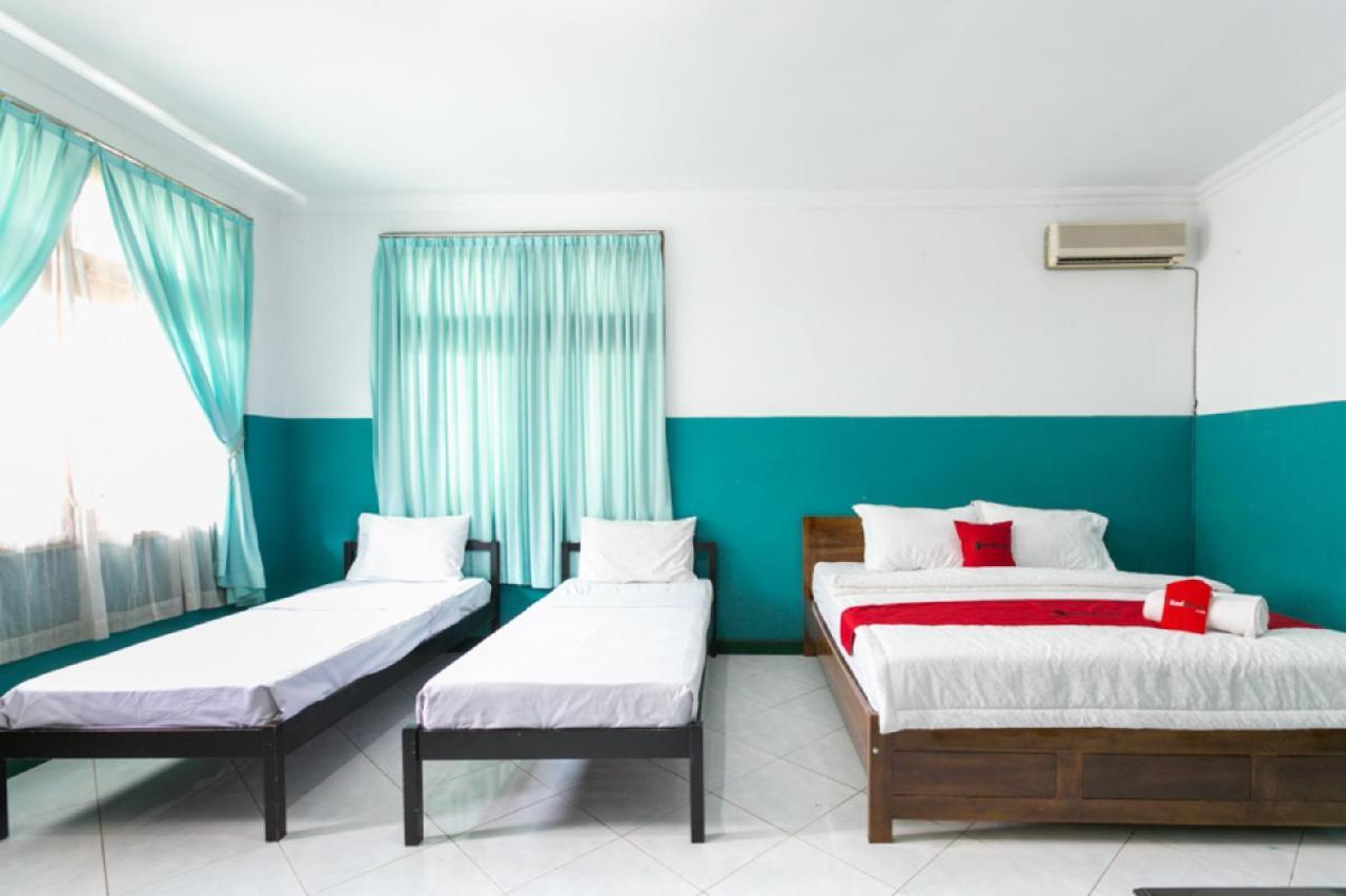 Reddoorz Syariah Near Alun Alun Magelang Bayeman Hotel Exterior photo
